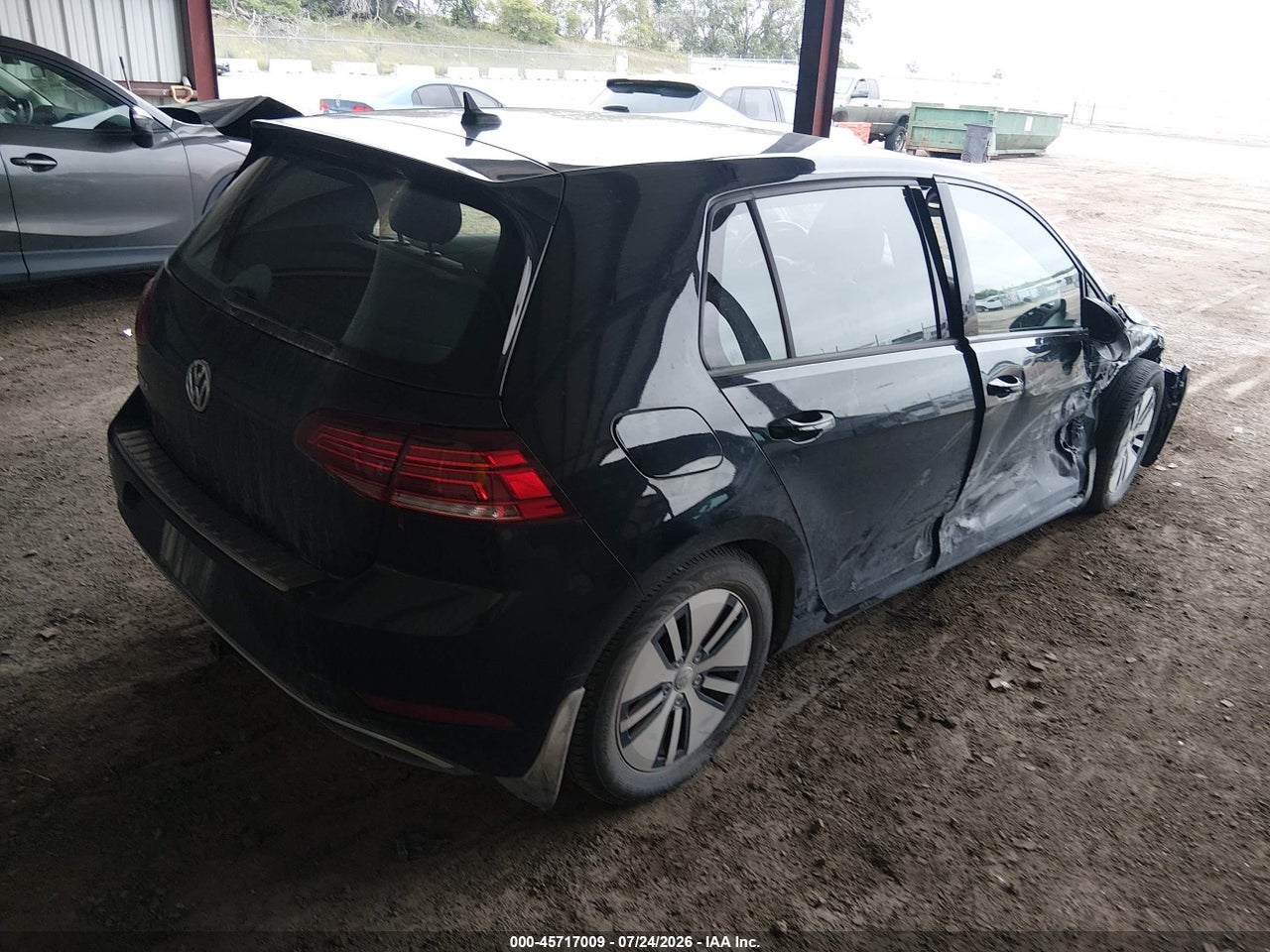 2019 VOLKSWAGEN E-GOLF SE · 4/11