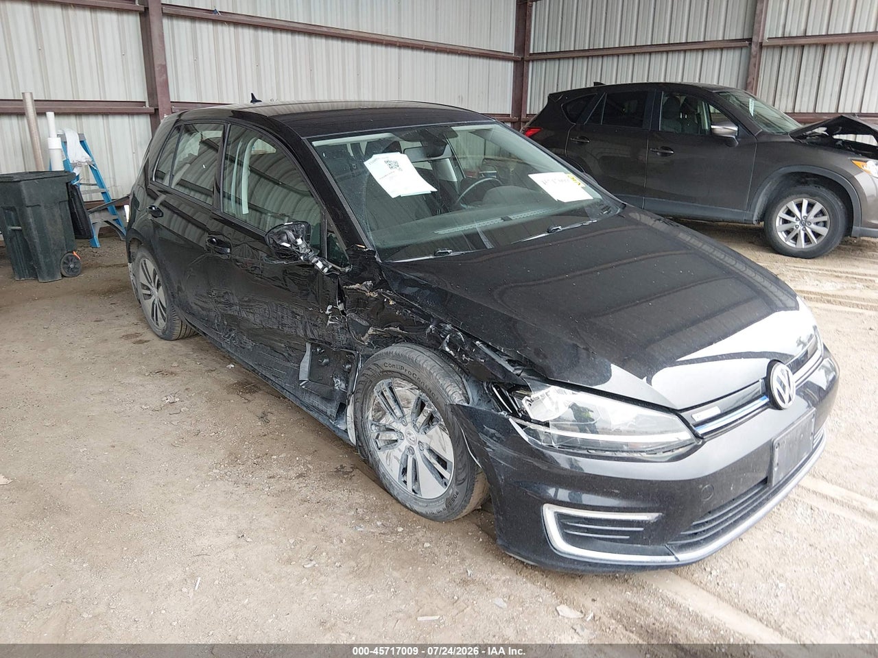 2019 VOLKSWAGEN E-GOLF SE · 6/11