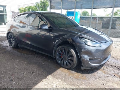 7SAYGDEF9RA****** · 2024 TESLA MODEL Y PERFORMANCE DUAL MOTOR ALL-WHEEL DRIVE