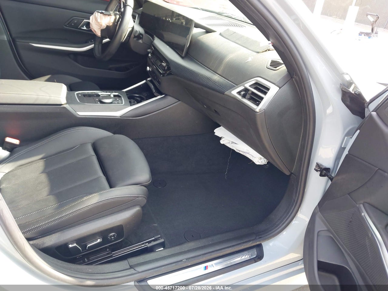 3MW69CW08S8****** · 2025 BMW 330I   · 5/11