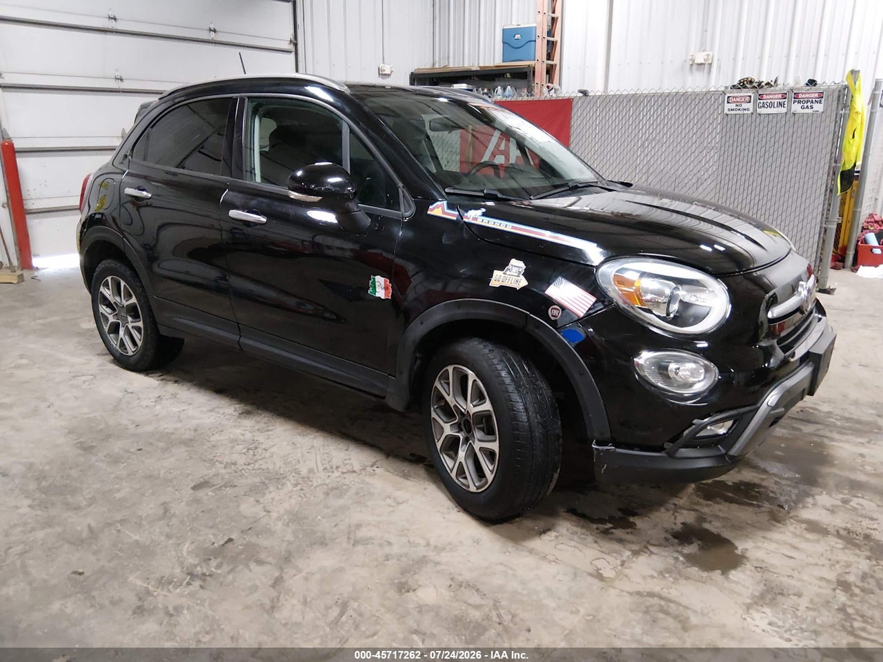 ZFBCFYCB5HP****** · 2017 FIAT 500X TREKKING AWD