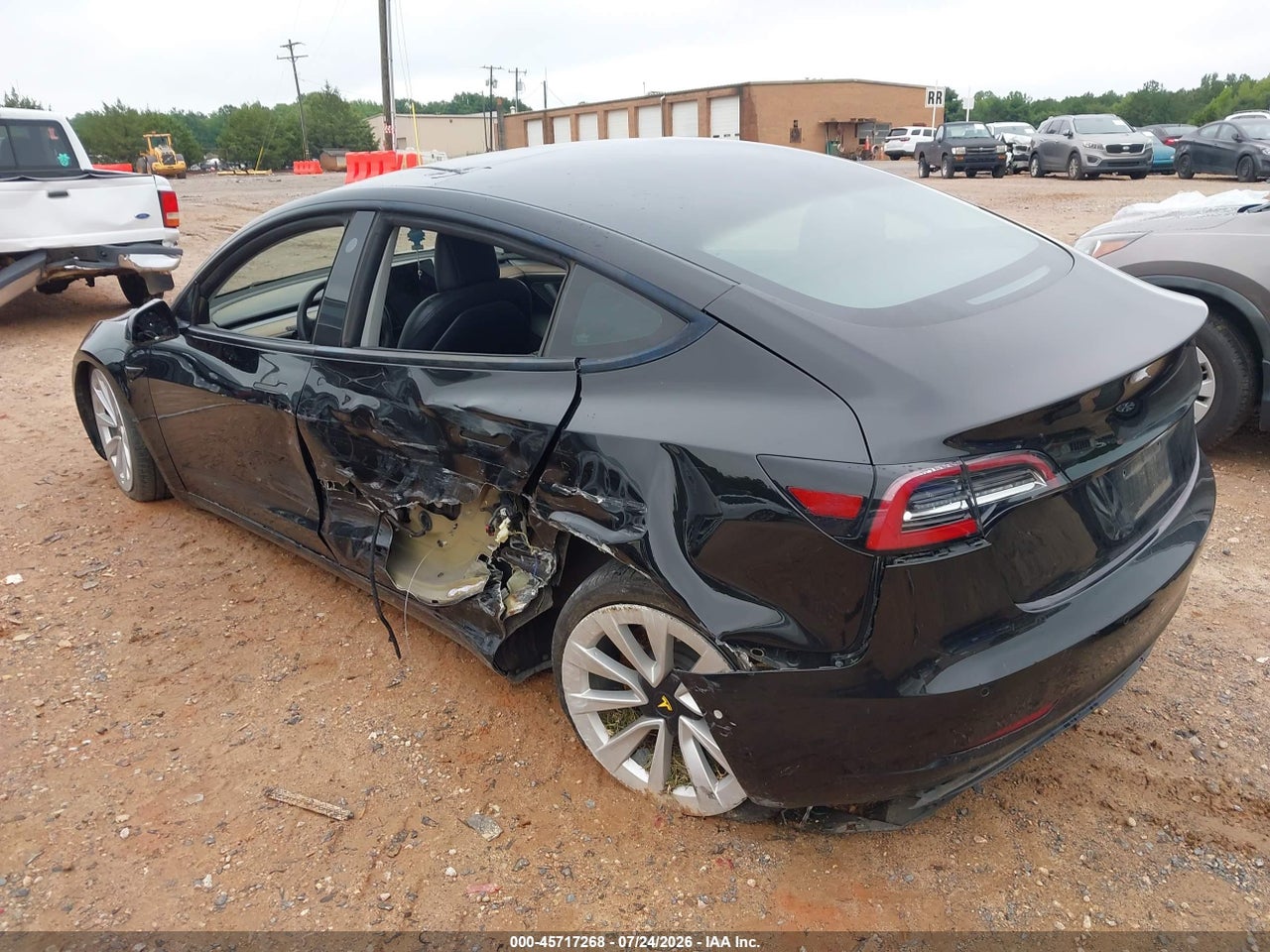 2023 TESLA MODEL 3 REAR-WHEEL DRIVE · 3/9