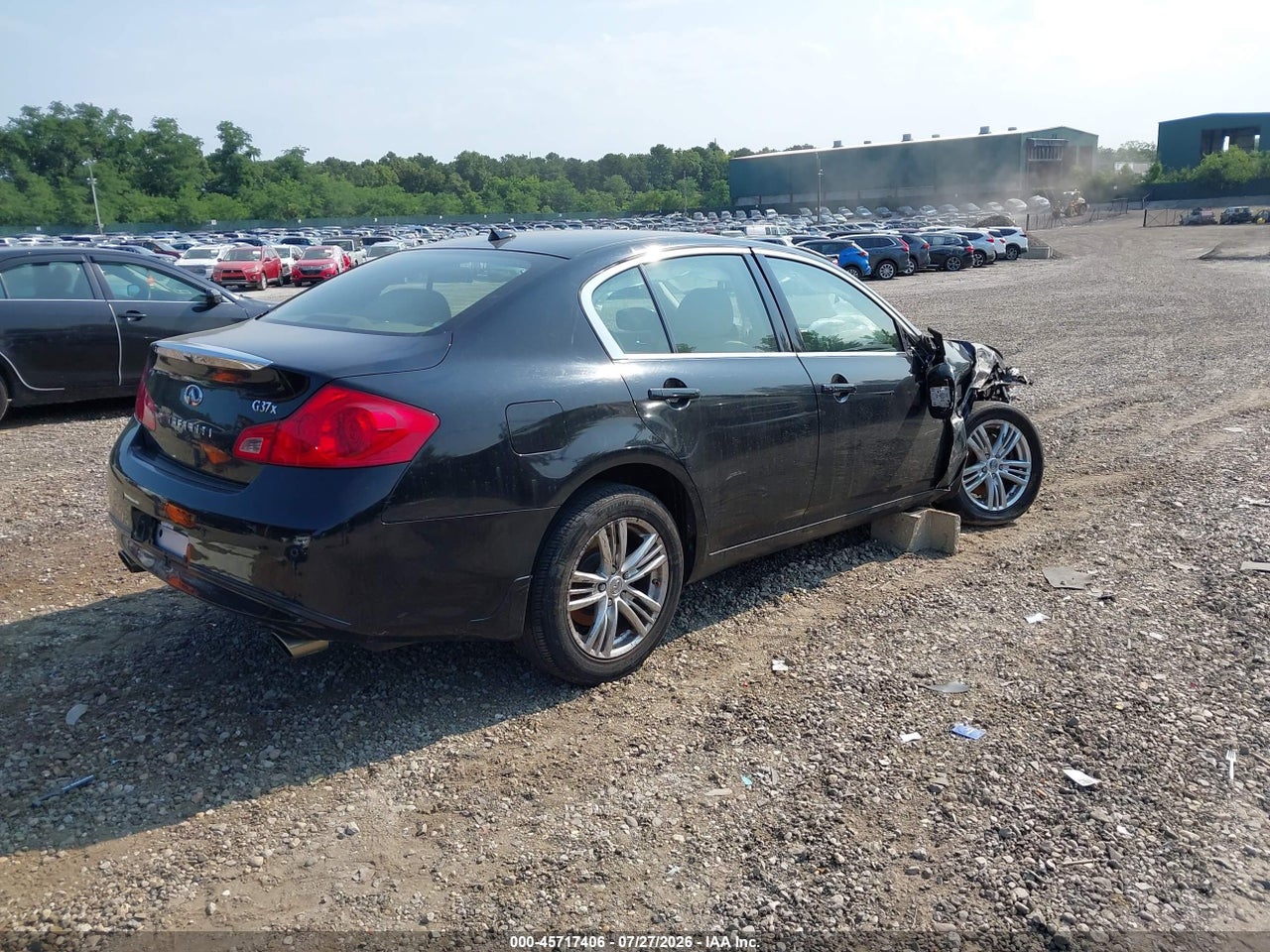 2012 INFINITI G37X · 4/11
