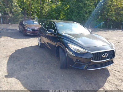 SJKCH5CP7HA****** · 2017 INFINITI QX30