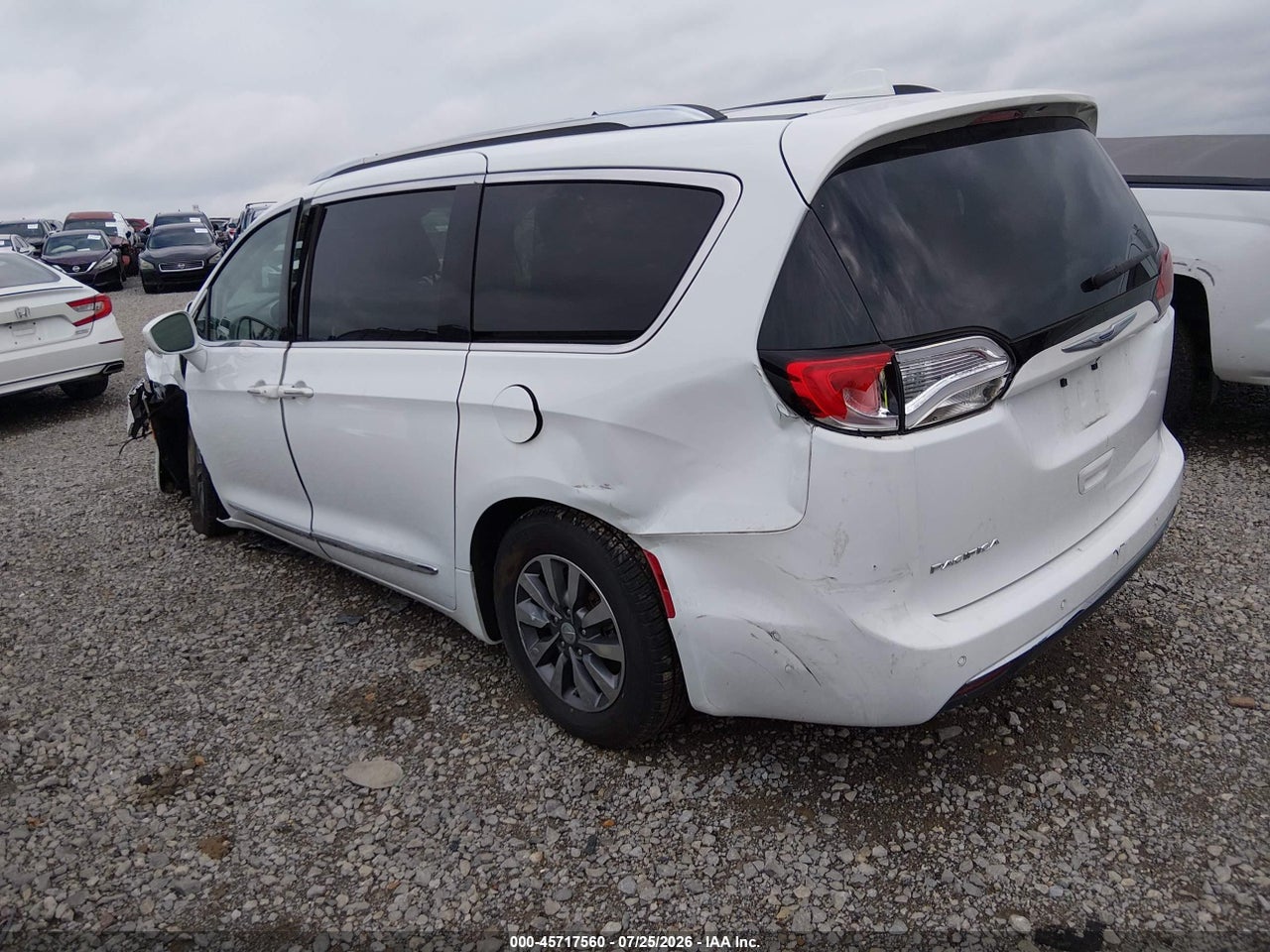 2019 CHRYSLER PACIFICA TOURING L PLUS · 3/11
