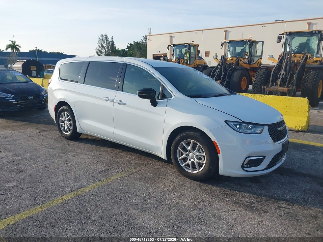2C4RC1BG7SR****** · 2025 CHRYSLER PACIFICA SELECT