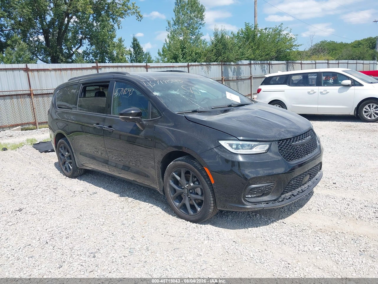 2C4RC3GG0NR****** · 2022 CHRYSLER PACIFICA LIMITED AWD