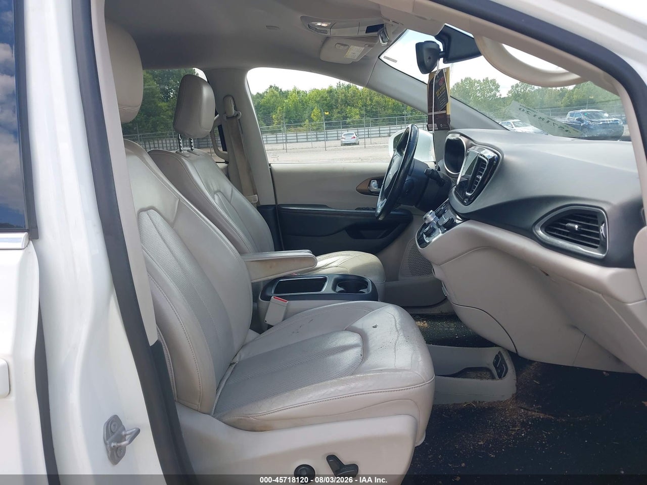 2017 CHRYSLER PACIFICA TOURING-L PLUS · 5/11