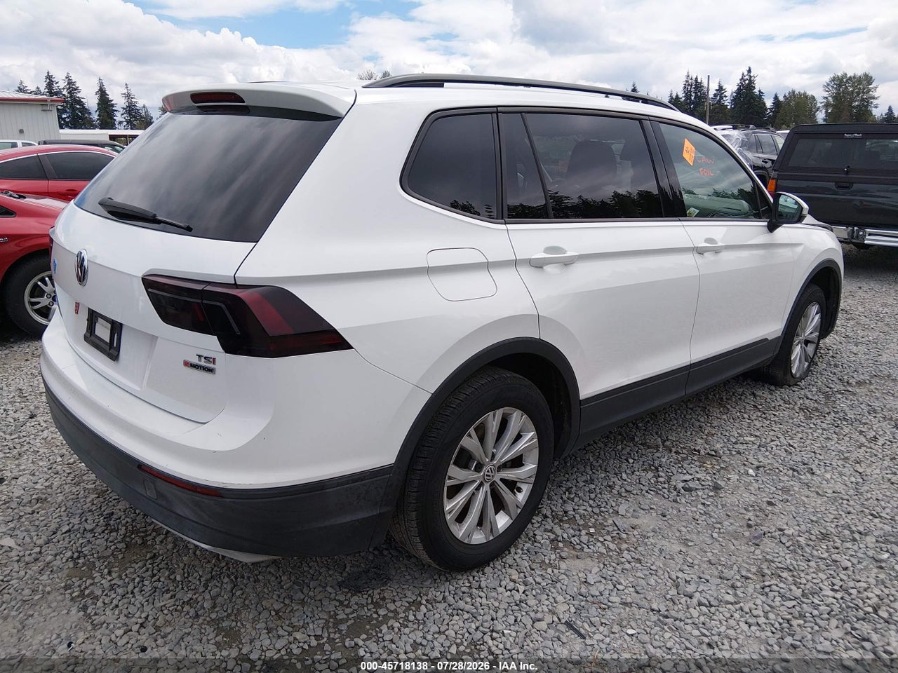 2018 VOLKSWAGEN TIGUAN 2.0T S · 4/10