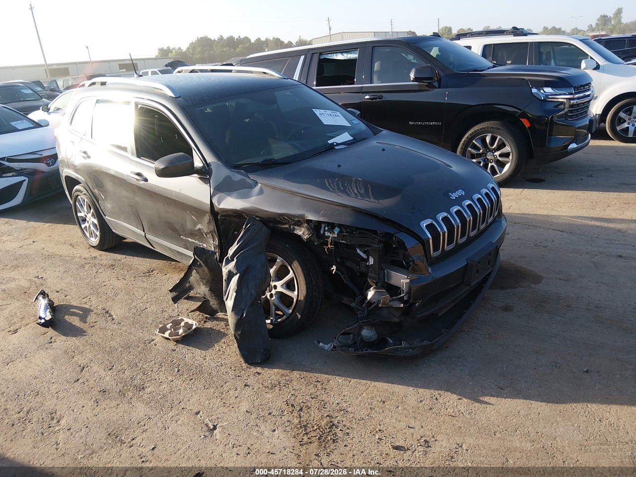 1C4PJLCB1GW****** · 2016 JEEP CHEROKEE LATITUDE