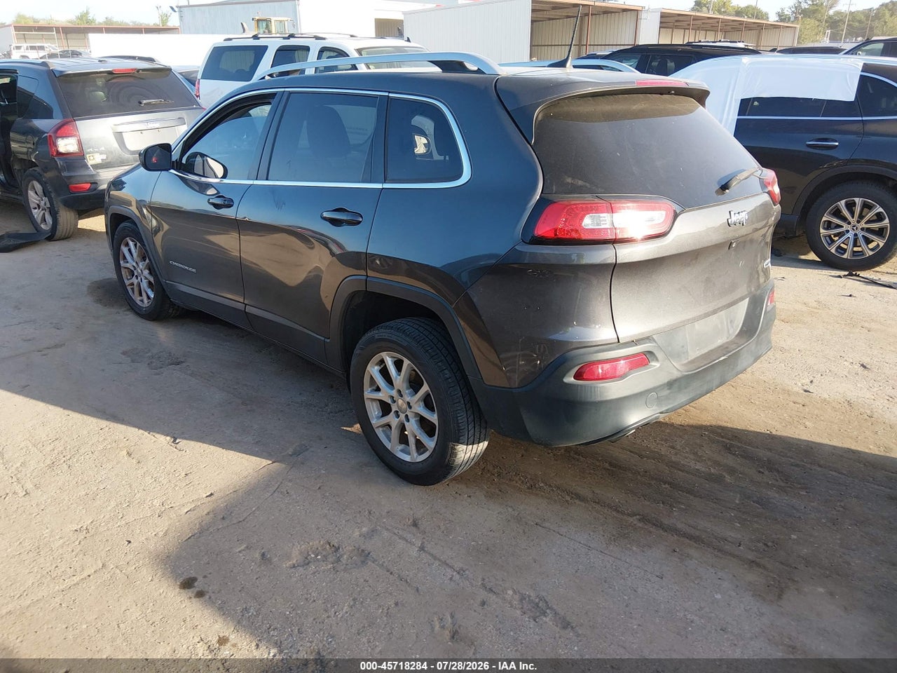1C4PJLCB1GW****** · 2016 JEEP CHEROKEE LATITUDE · 3/11