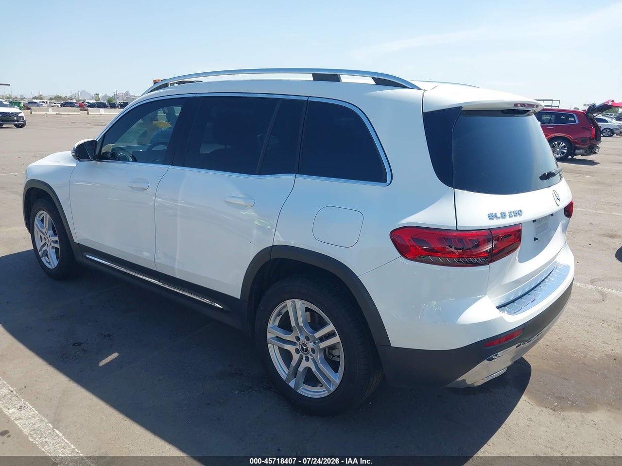 2022 MERCEDES-BENZ GLB 250 · 3/11