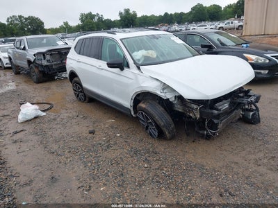 3VV2B7AX2LM****** · 2020 VOLKSWAGEN TIGUAN 2.0T SE/2.0T SE R-LINE BLACK/2.0T SEL