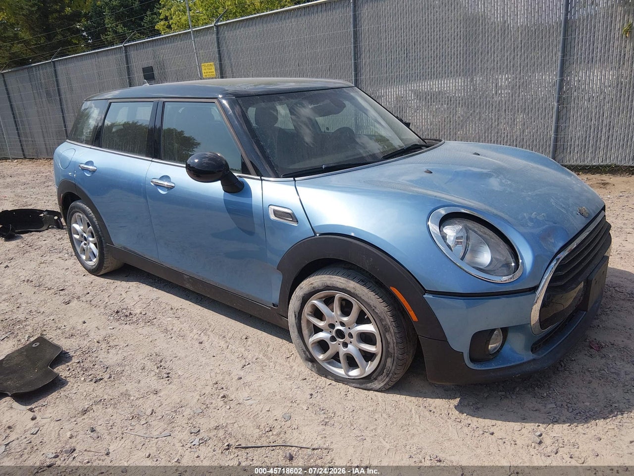 WMWLN5C54H2****** · 2017 MINI CLUBMAN COOPER