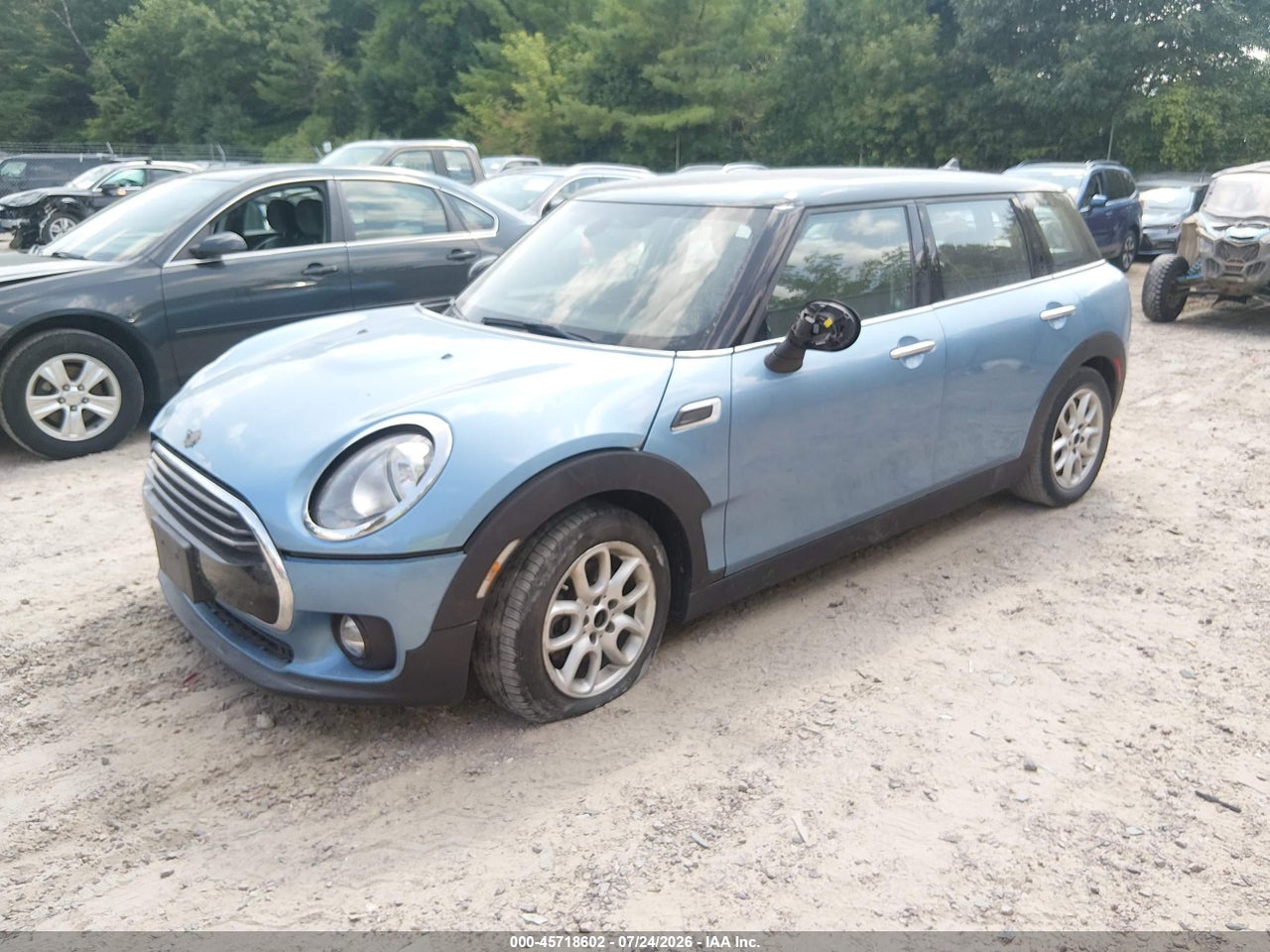 2017 MINI CLUBMAN COOPER · 2/11