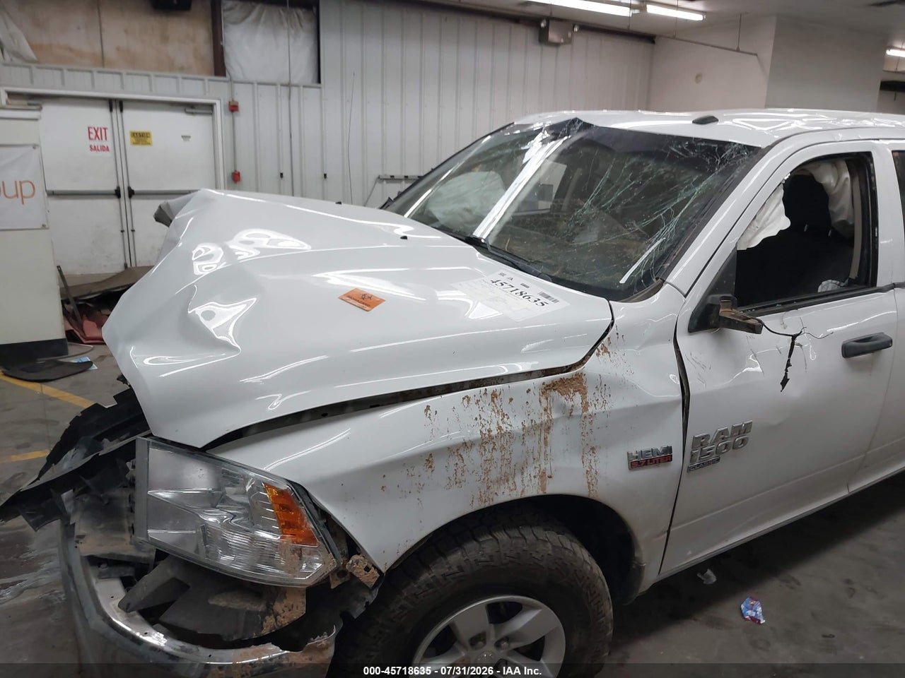 2021 RAM 1500 CLASSIC TRADESMAN  4X4 5'7 BOX · 6/10