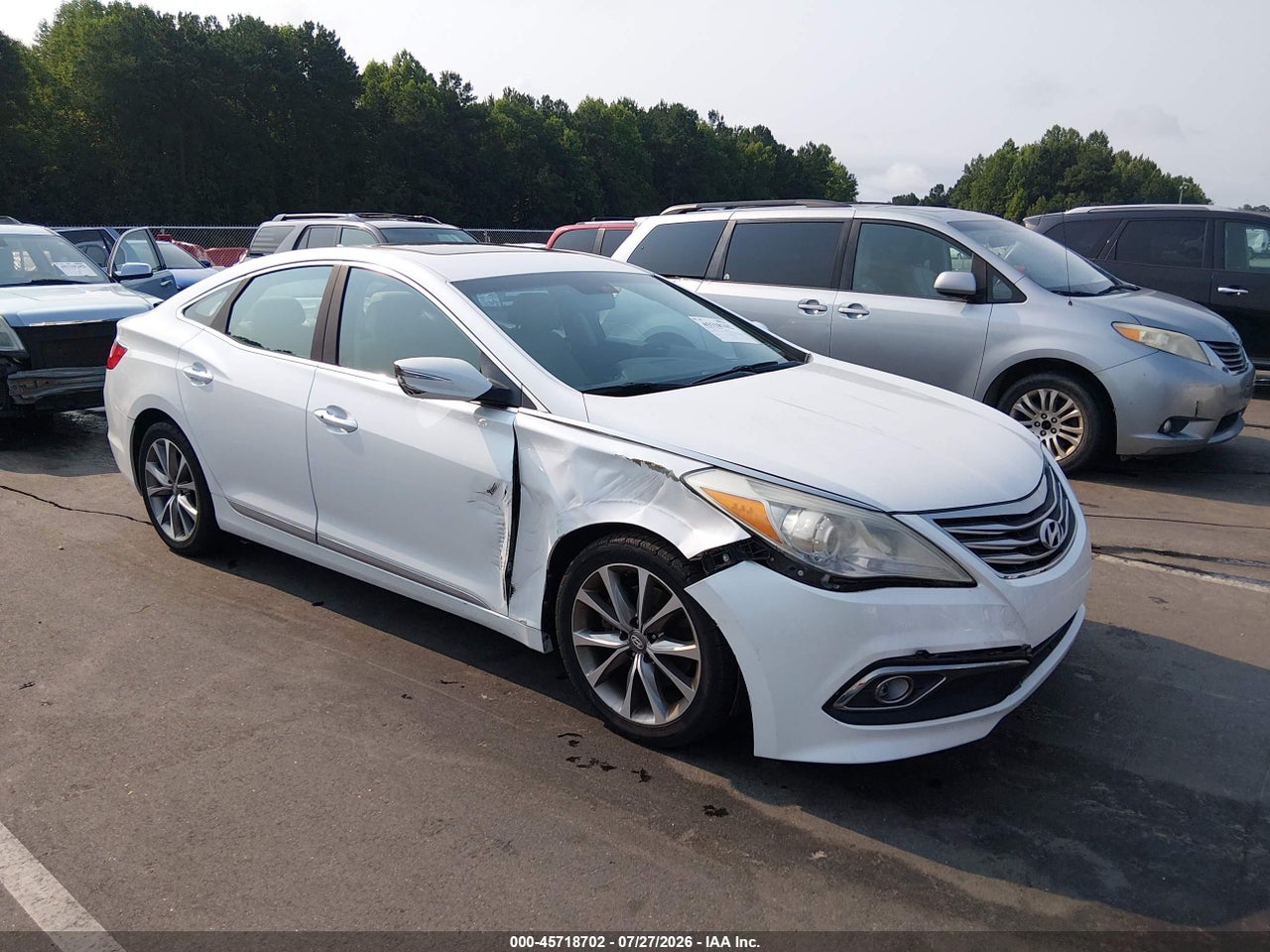 KMHFG4JG3FA****** · 2015 HYUNDAI AZERA