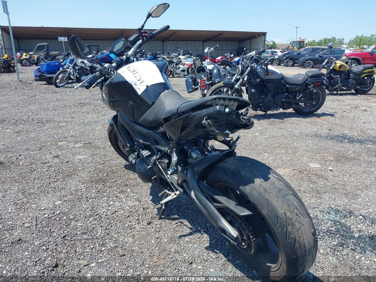 2016 YAMAHA FZ09 · 3/10