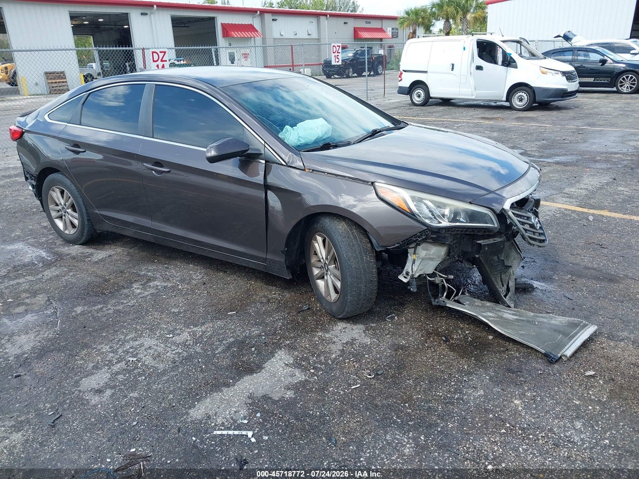 5NPE24AF6GH****** · 2016 HYUNDAI SONATA SE