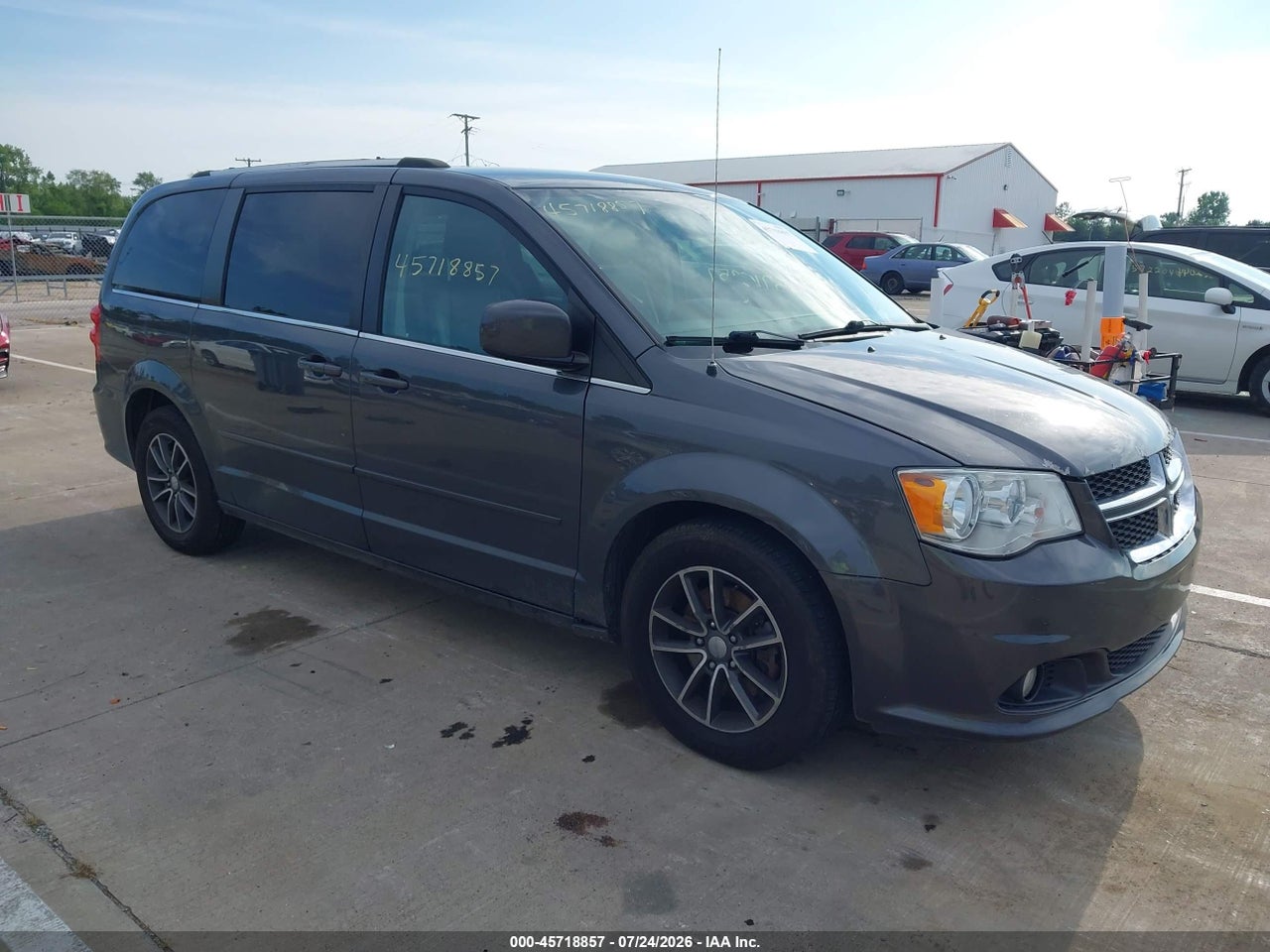 2C4RDGCG5HR****** · 2017 DODGE GRAND CARAVAN SXT