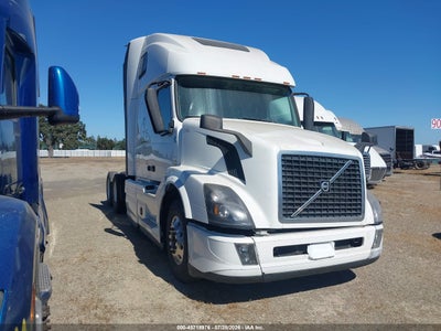 4V4NC9EH1GN****** · 2016 VOLVO VN