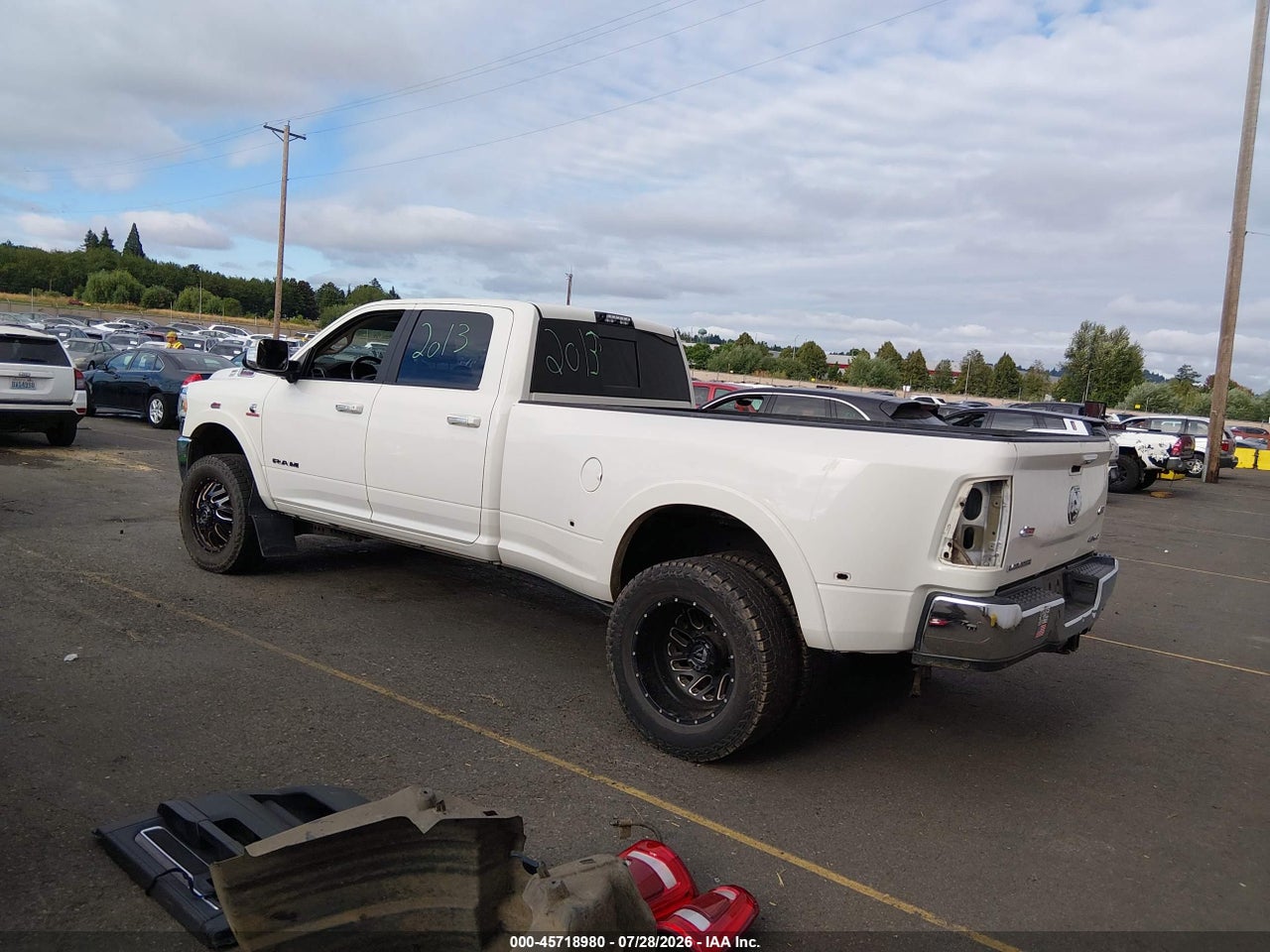 2021 RAM 3500 LARAMIE  4X4 8' BOX · 3/11