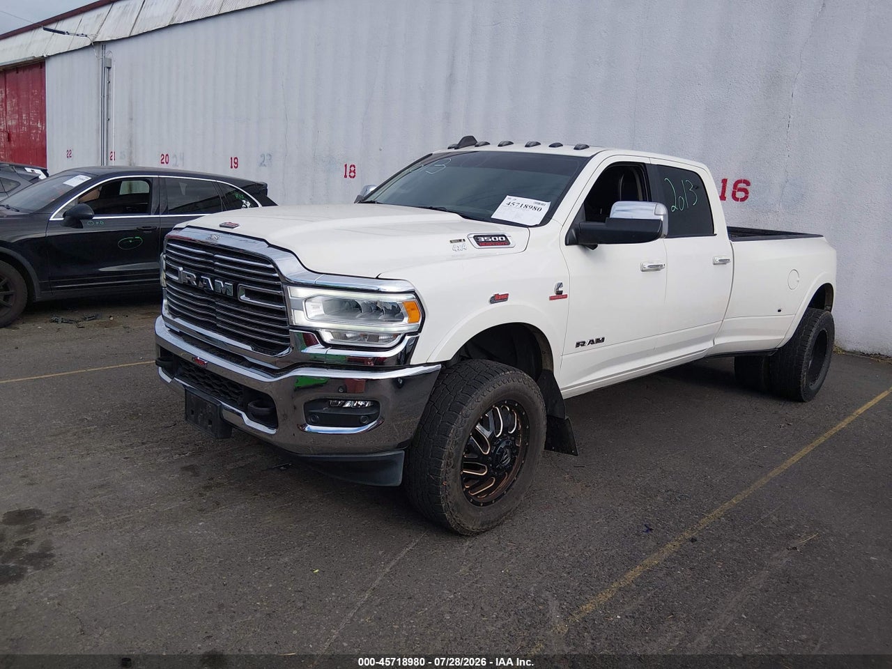 2021 RAM 3500 LARAMIE  4X4 8' BOX · 2/11