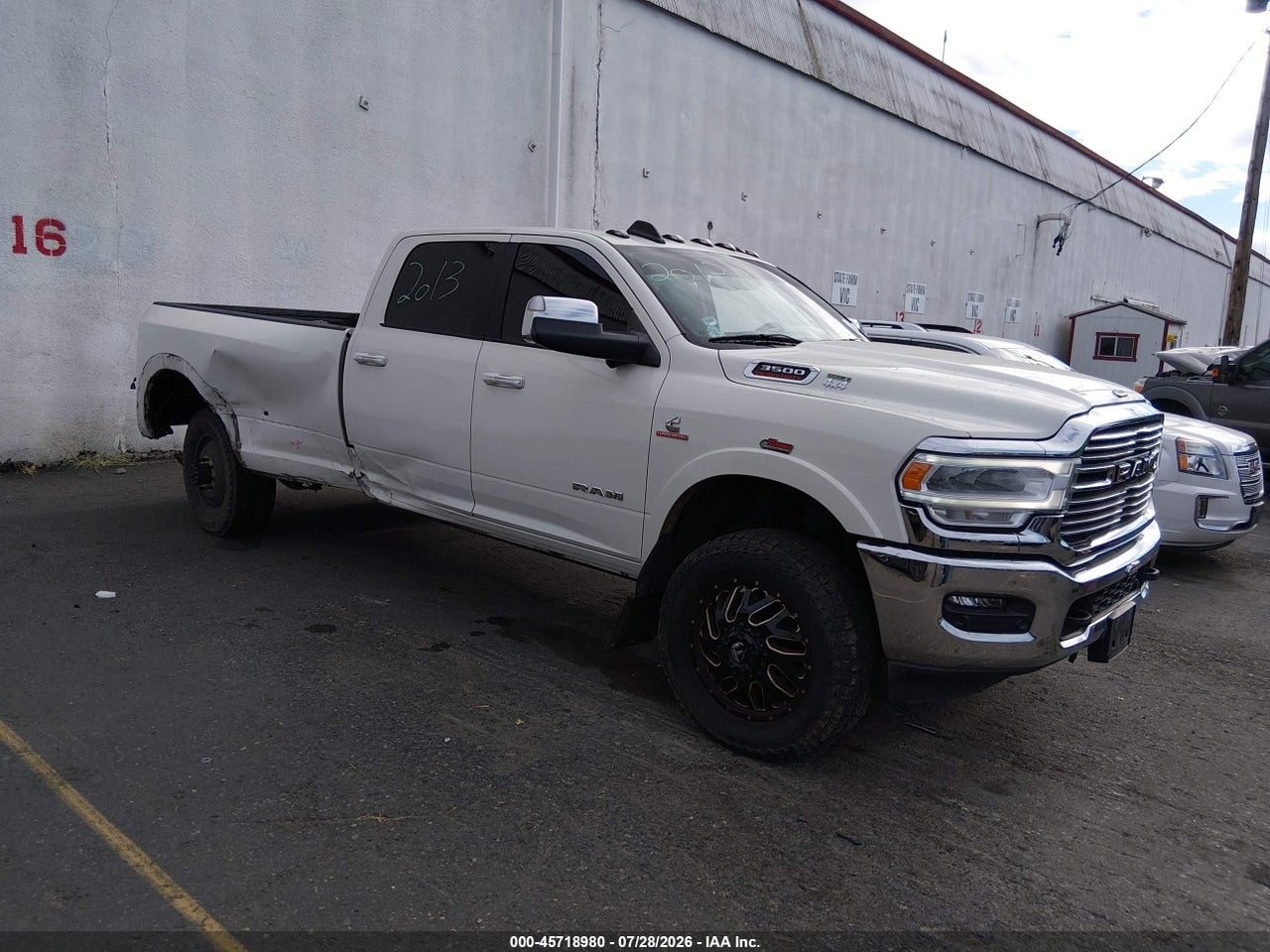 3C63RRJL5MG****** · 2021 RAM 3500 LARAMIE  4X4 8' BOX