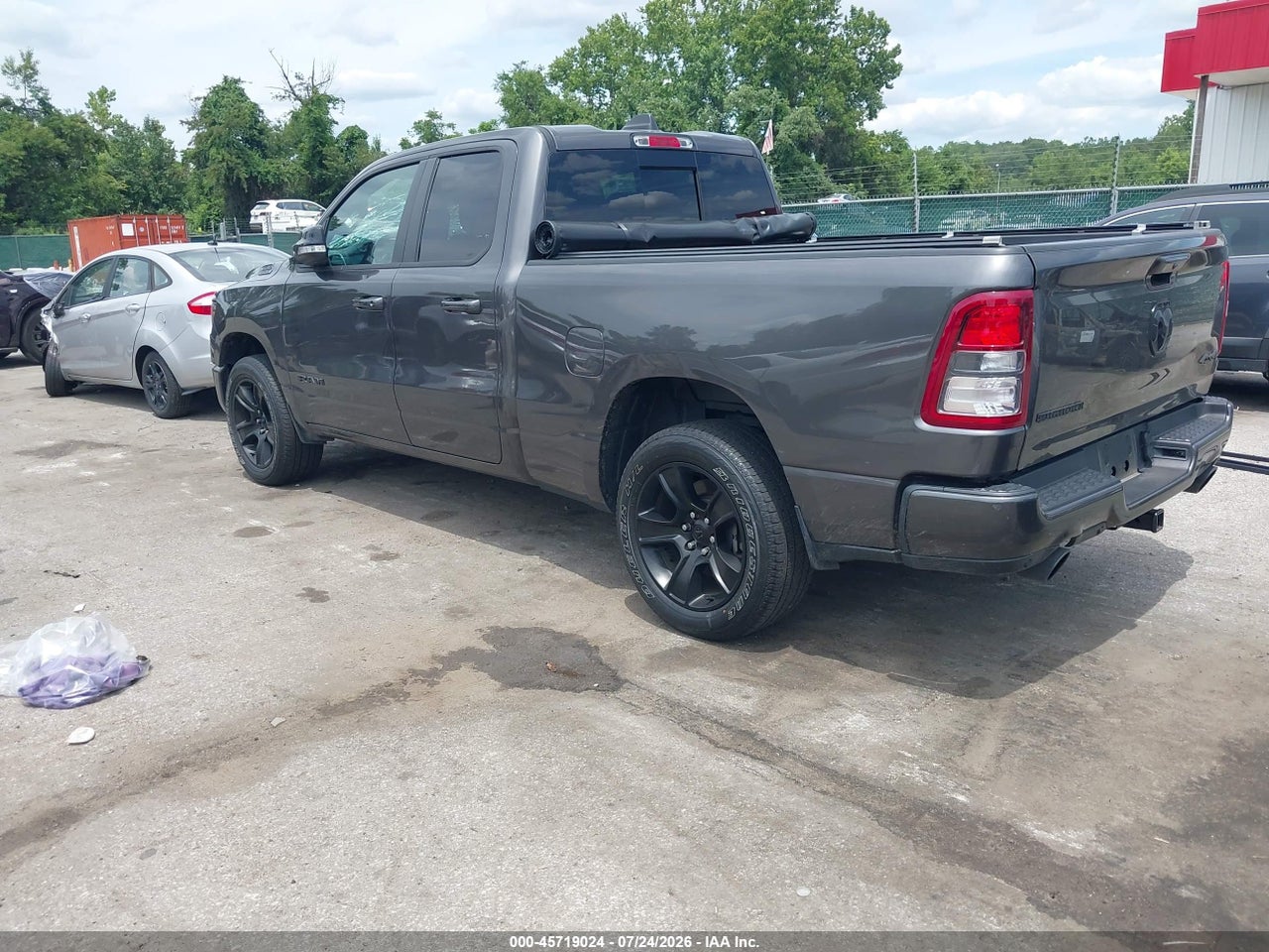 2021 RAM 1500 BIG HORN  4X4 6'4 BOX · 3/11