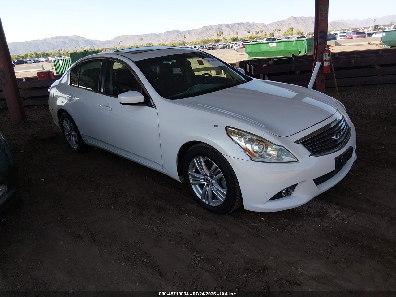 JN1CV6AP2BM****** · 2011 INFINITI G37 JOURNEY