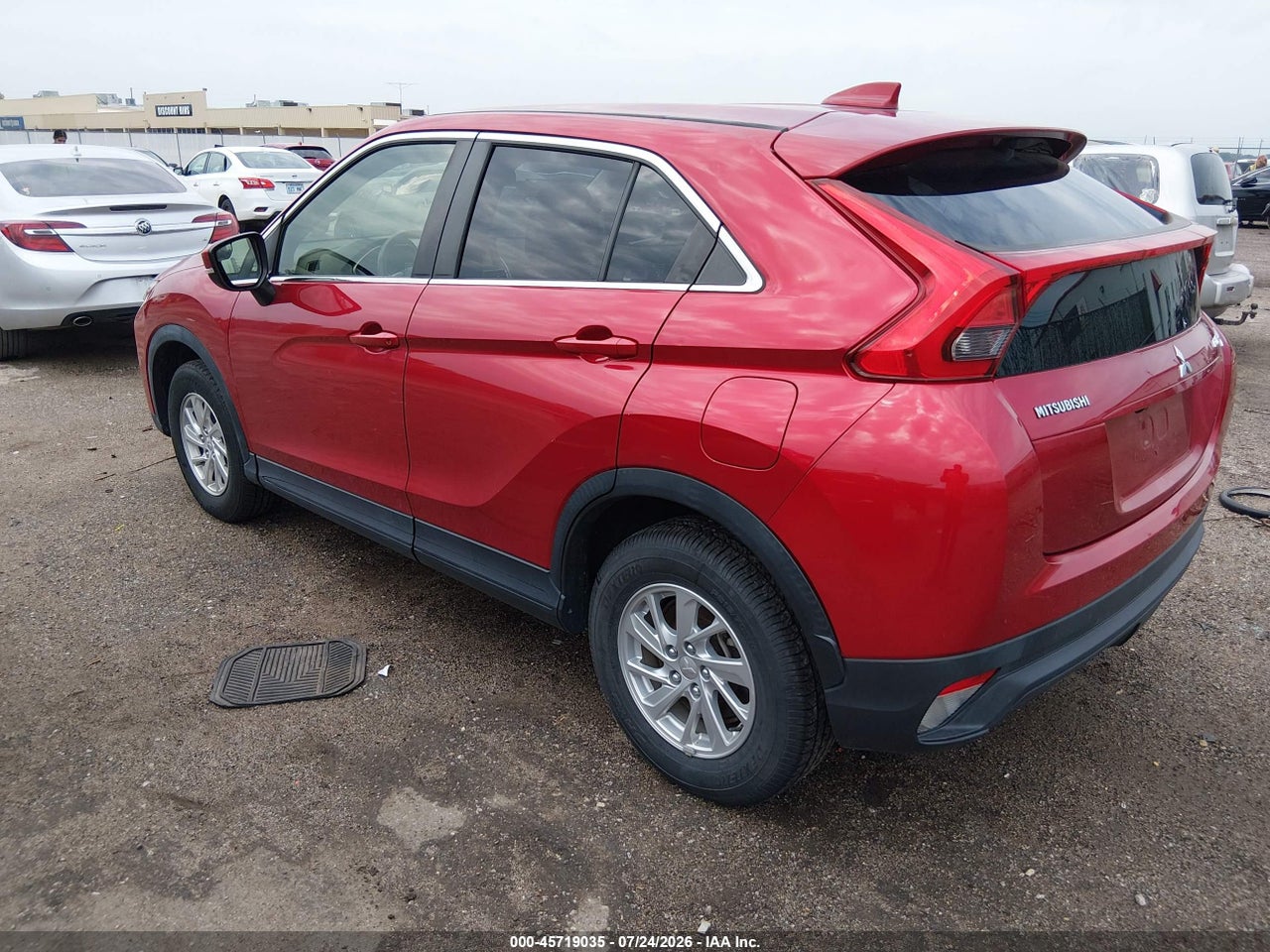2019 MITSUBISHI ECLIPSE CROSS ES · 3/11