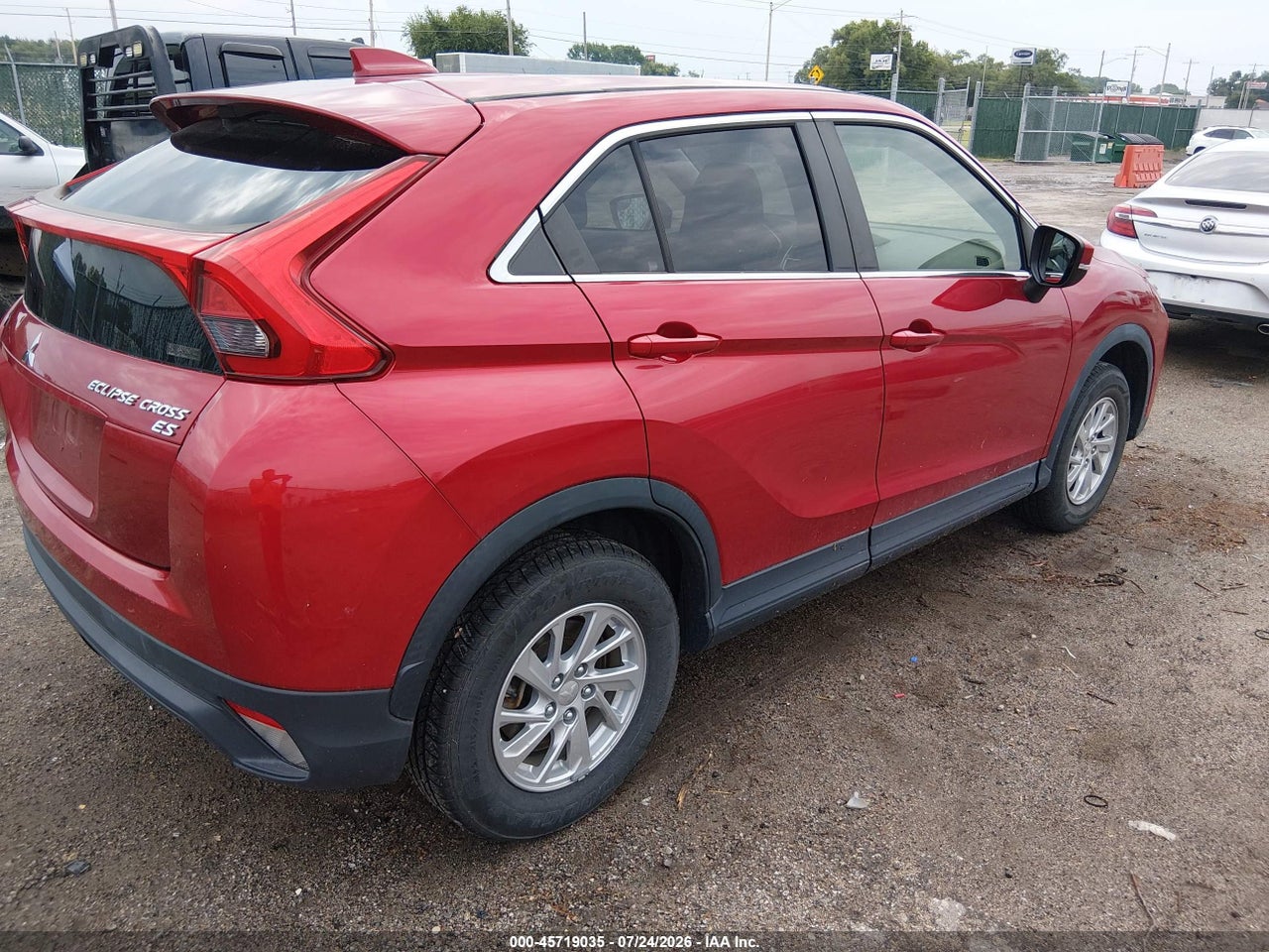 2019 MITSUBISHI ECLIPSE CROSS ES · 4/11