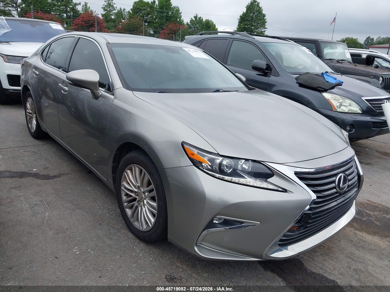 JTHBK1GGXG2****** · 2016 LEXUS ES 350
