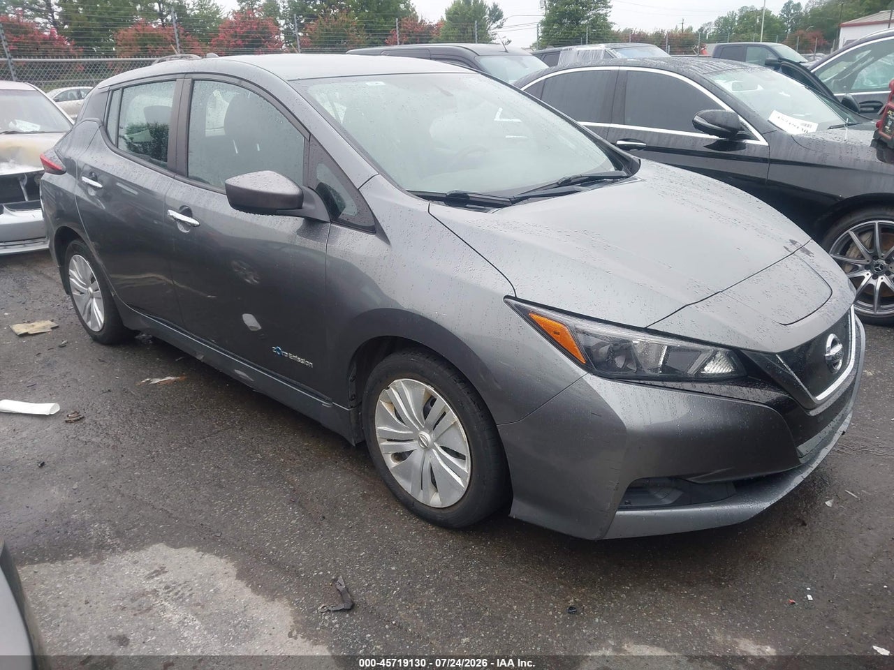 1N4AZ1CP8JC****** · 2018 NISSAN LEAF S