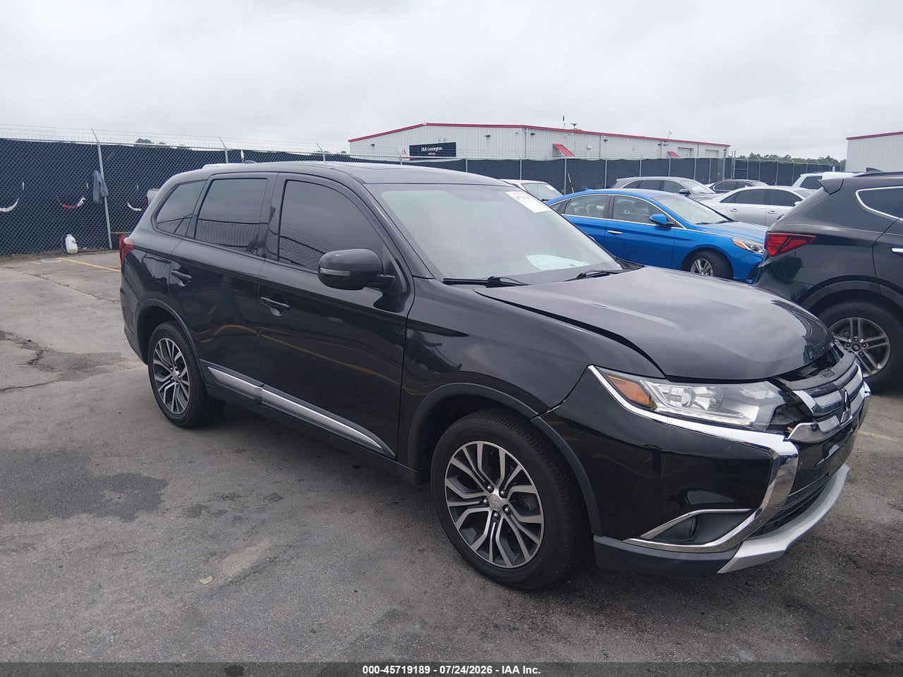 JA4AZ3A33JJ****** · 2018 MITSUBISHI OUTLANDER SE