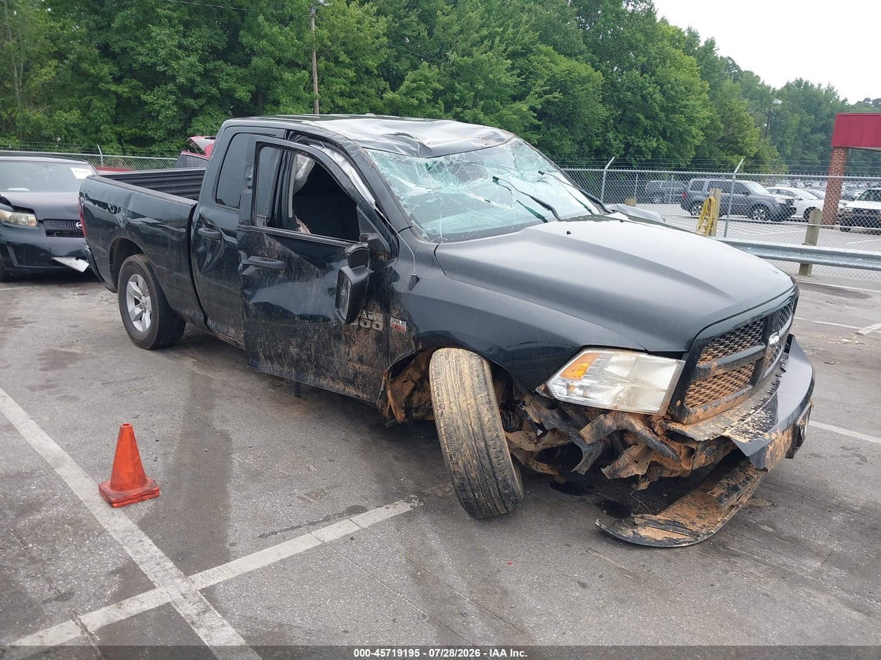 2018 RAM 1500 EXPRESS  4X4 6'4 BOX