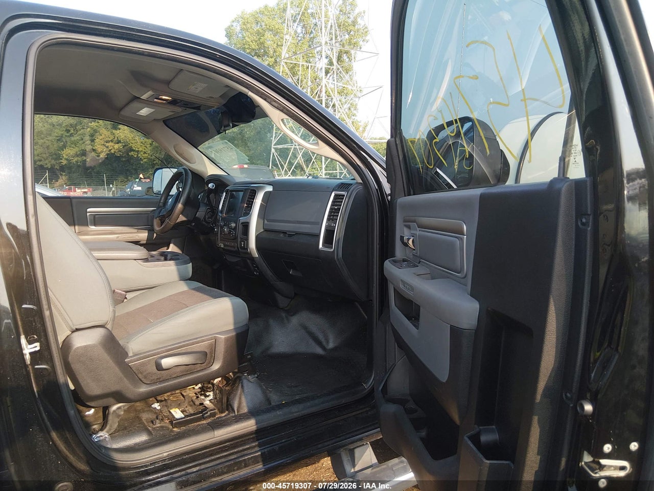 2014 RAM 2500 SLT · 5/11