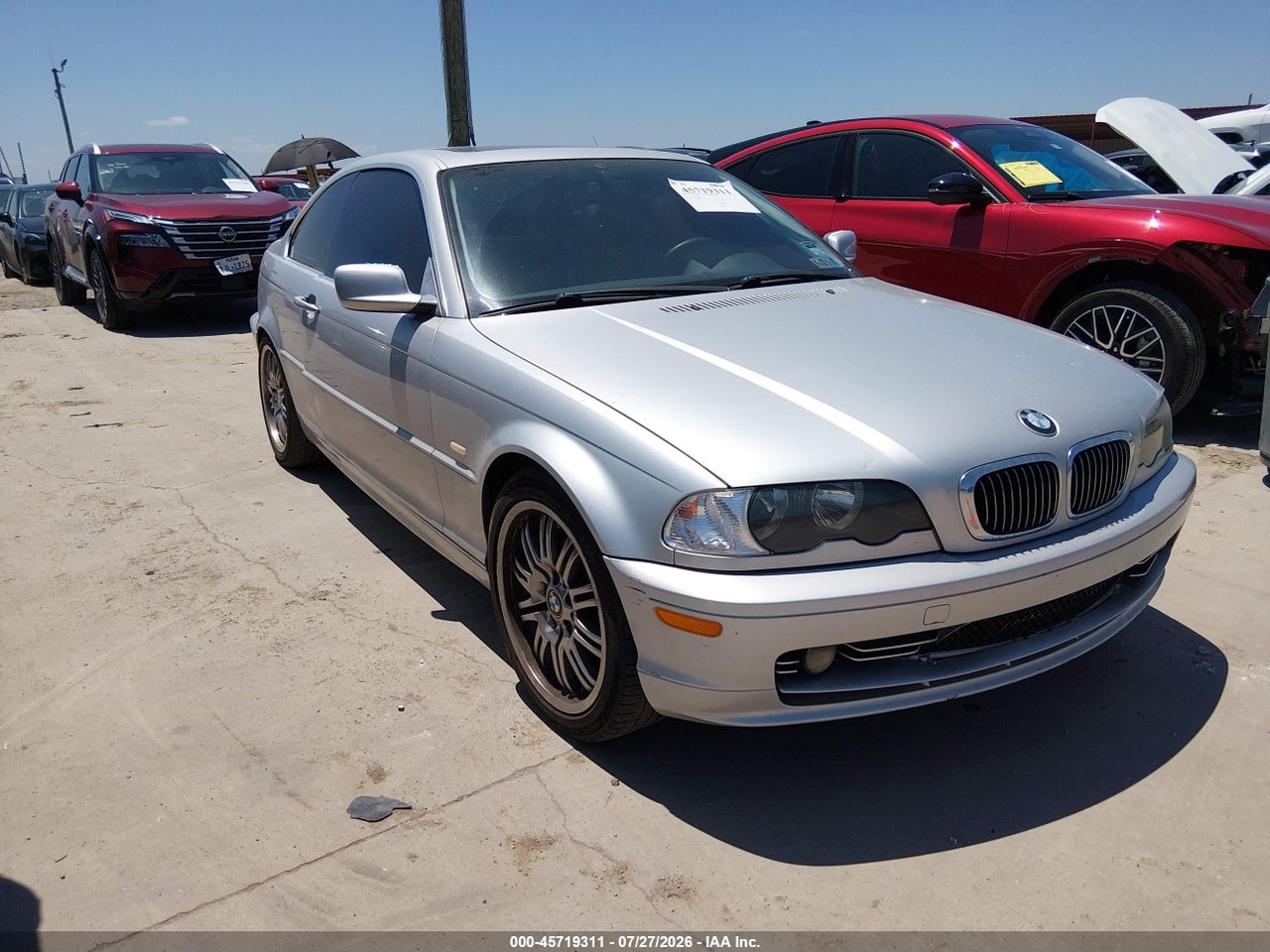 WBABM3349YJ****** · 2000 BMW 323CI