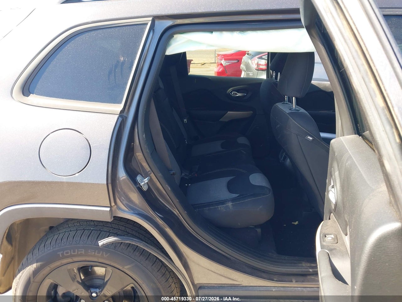 1C4PJMAB4HW****** · 2017 JEEP CHEROKEE ALTITUDE · 8/11