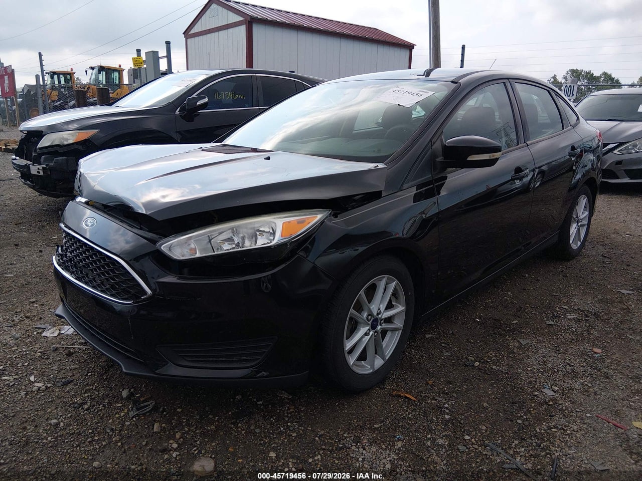 2015 FORD FOCUS SE · 2/11