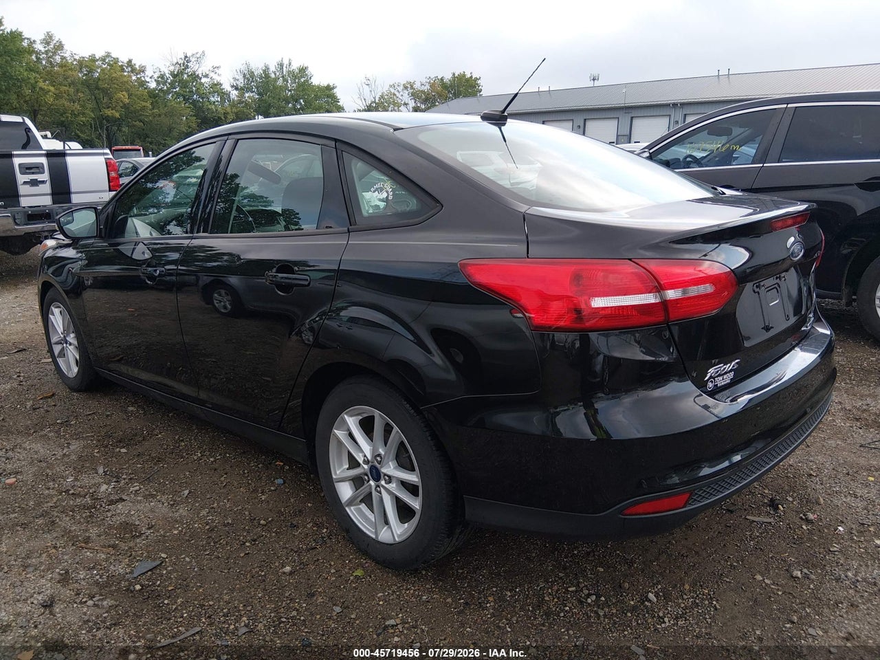 2015 FORD FOCUS SE · 3/11