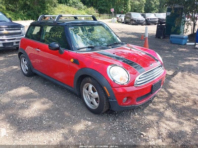 WMWMF33509T****** · 2009 MINI COOPER