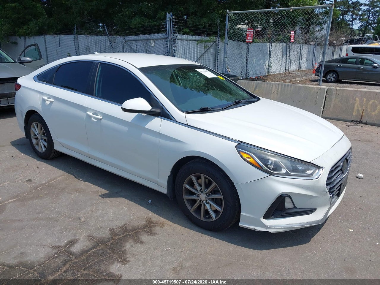 5NPE24AF9JH****** · 2018 HYUNDAI SONATA SE