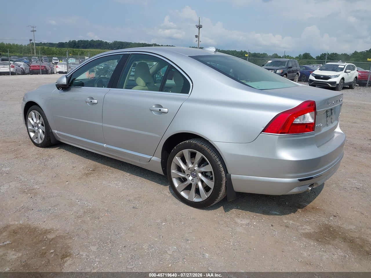 2015 VOLVO S80 T6 · 3/11