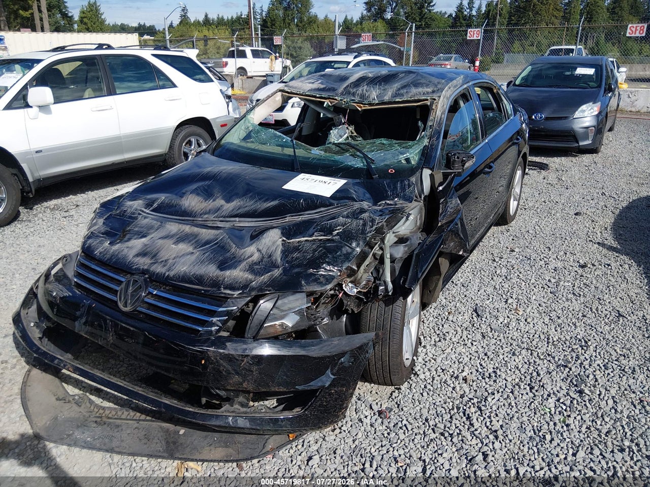 2012 VOLKSWAGEN PASSAT 2.5L SE · 6/11