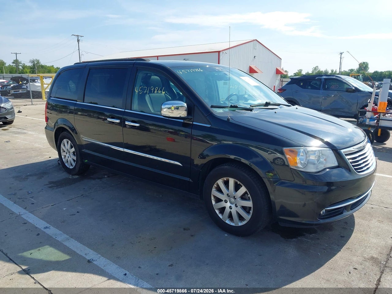 2C4RC1CG0CR****** · 2012 CHRYSLER TOWN &amp; COUNTRY TOURING-L