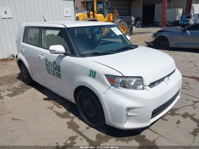 JTLZE4FE2FJ****** · 2015 SCION XB