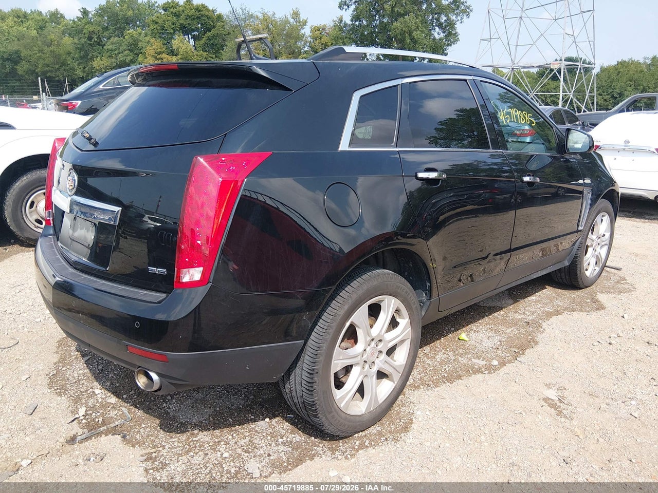 3GYFNDE30DS****** · 2013 CADILLAC SRX PERFORMANCE COLLECTION · 4/11