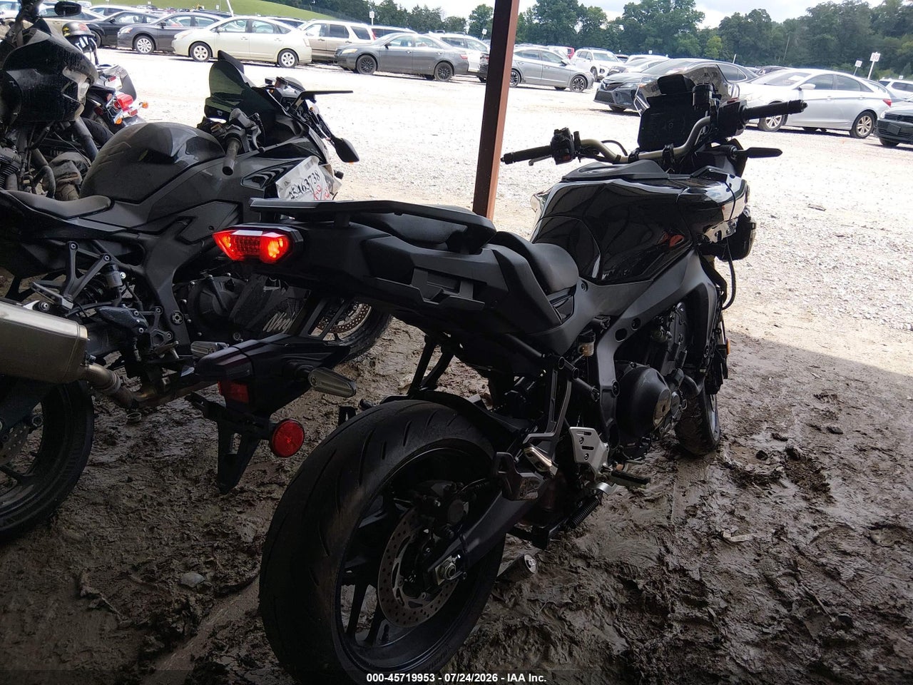 2026 YAMAHA MTT890 · 4/11