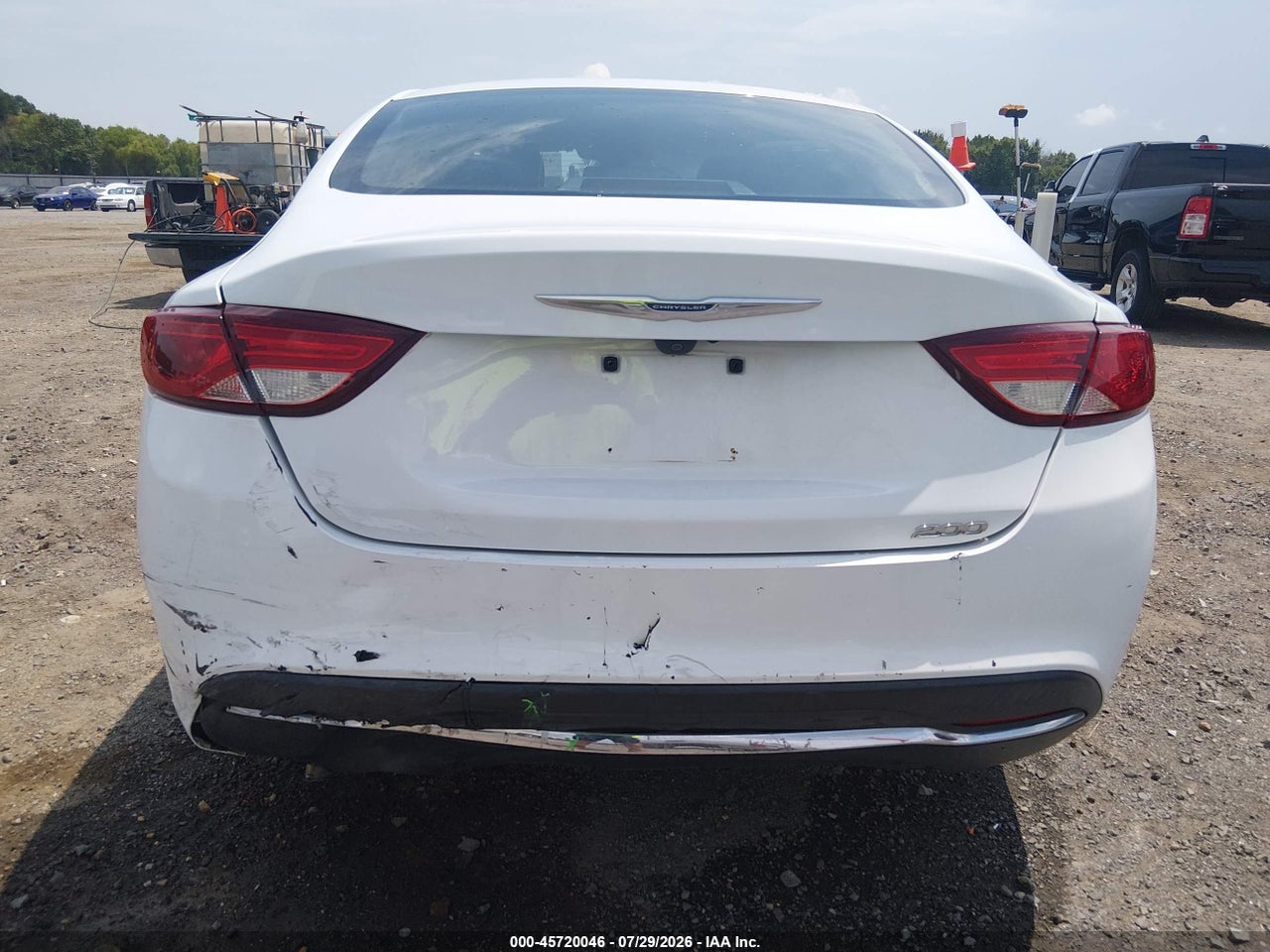 2016 CHRYSLER 200 LIMITED · 6/11
